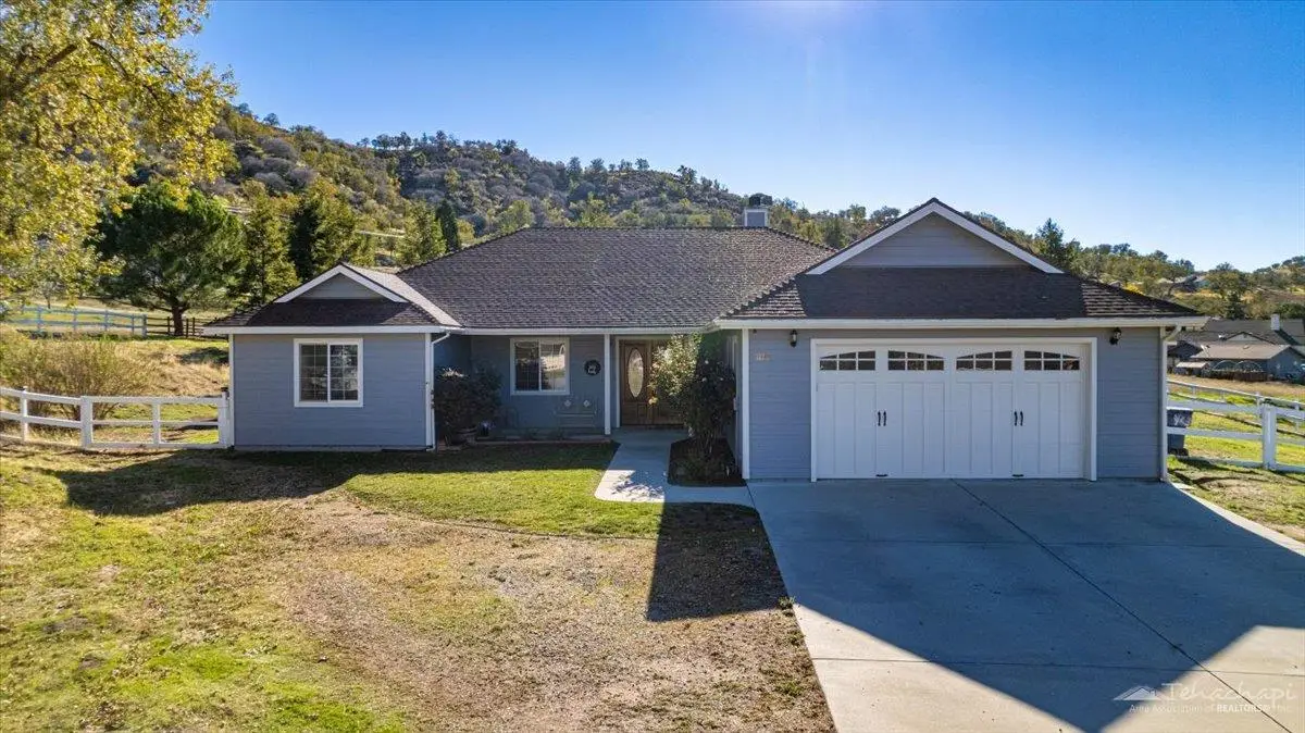 27500 Buckpasser Drive, Tehachapi, CA 93561 - #1