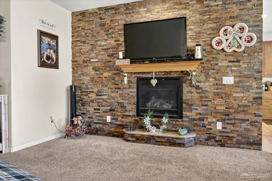 20205 Sears Drive, Tehachapi, CA 93561 - #3
