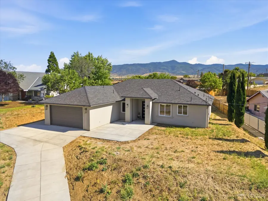 20112 Clubview Drive, Tehachapi, CA 93561 - #2