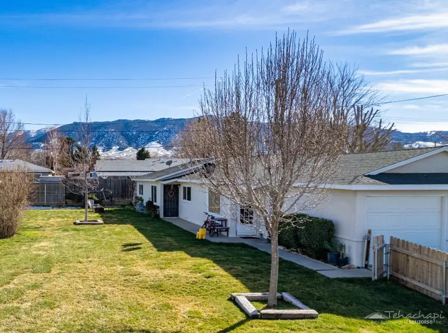 408 Maple Street, Tehachapi, CA 93561 - #3