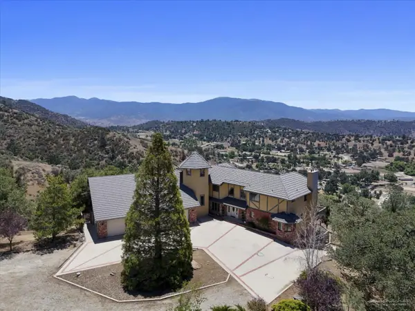 24050 Jacaranda Drive, Tehachapi, CA 93561
