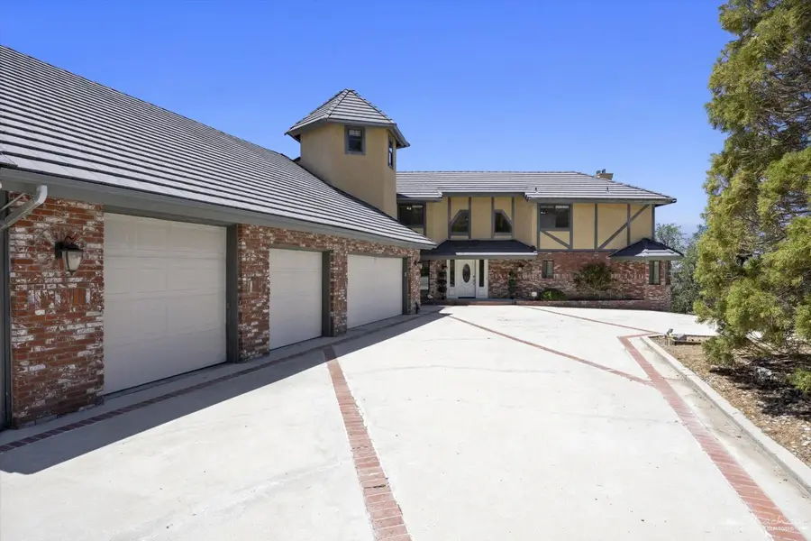 24050 Jacaranda Drive, Tehachapi, CA 93561 - #2