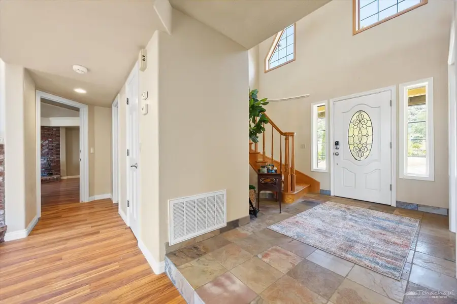 24050 Jacaranda Drive, Tehachapi, CA 93561 - #3