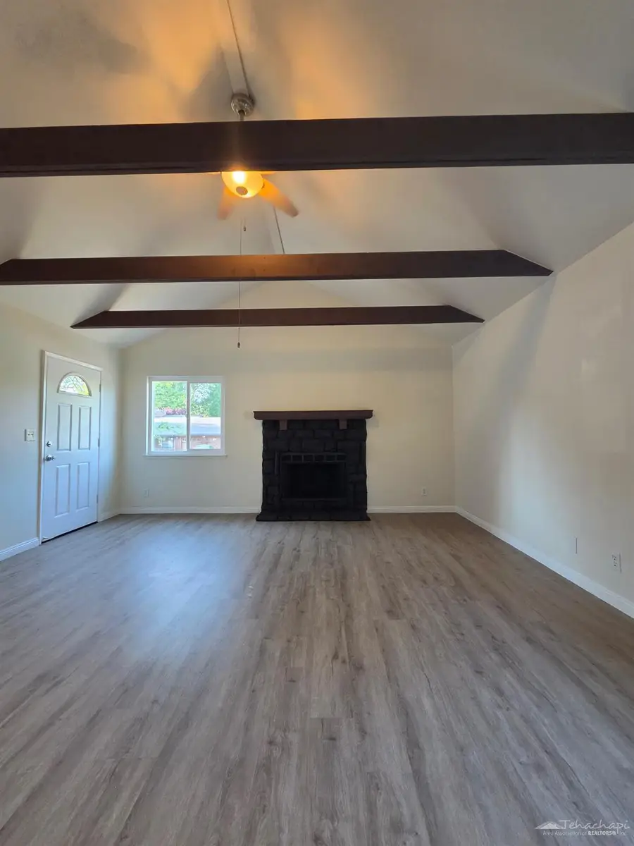 30040 Jamaica Dunes Drive, Tehachapi, CA 93561 - #3