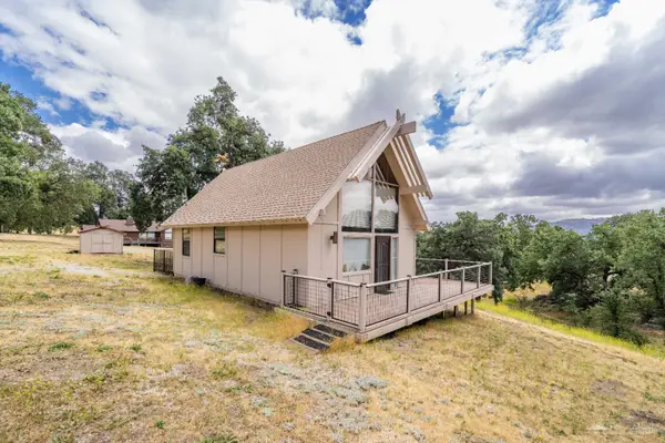 27200 Bear Valley Road, Tehachapi, CA 93561