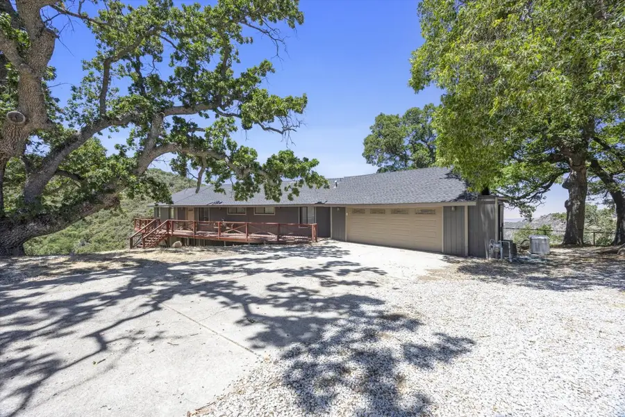 30951 Pinedale Drive, Tehachapi, CA 93561 - #3