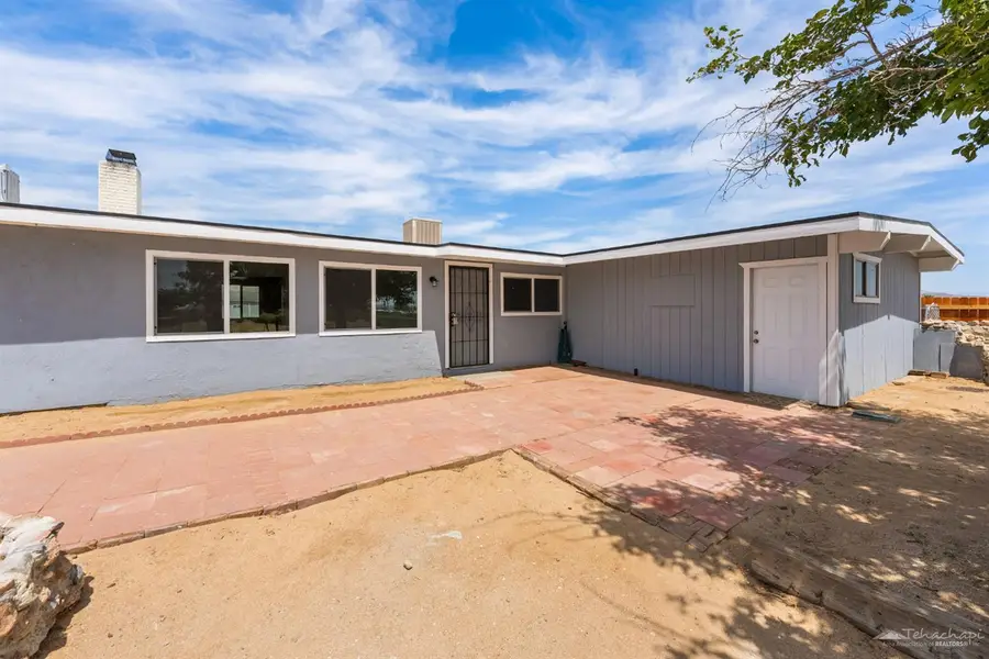 26111 Morongo Drive, Mojave, CA 93501 - #3