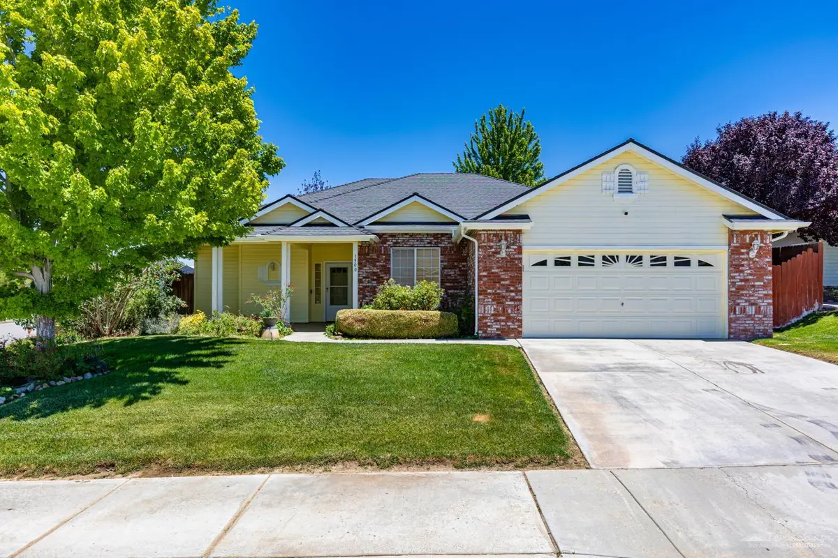 1300 Scarlet Oak Drive, Tehachapi, CA 93561 - #1