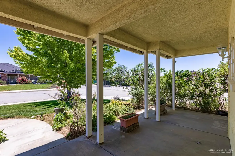 1300 Scarlet Oak Drive, Tehachapi, CA 93561 - #3