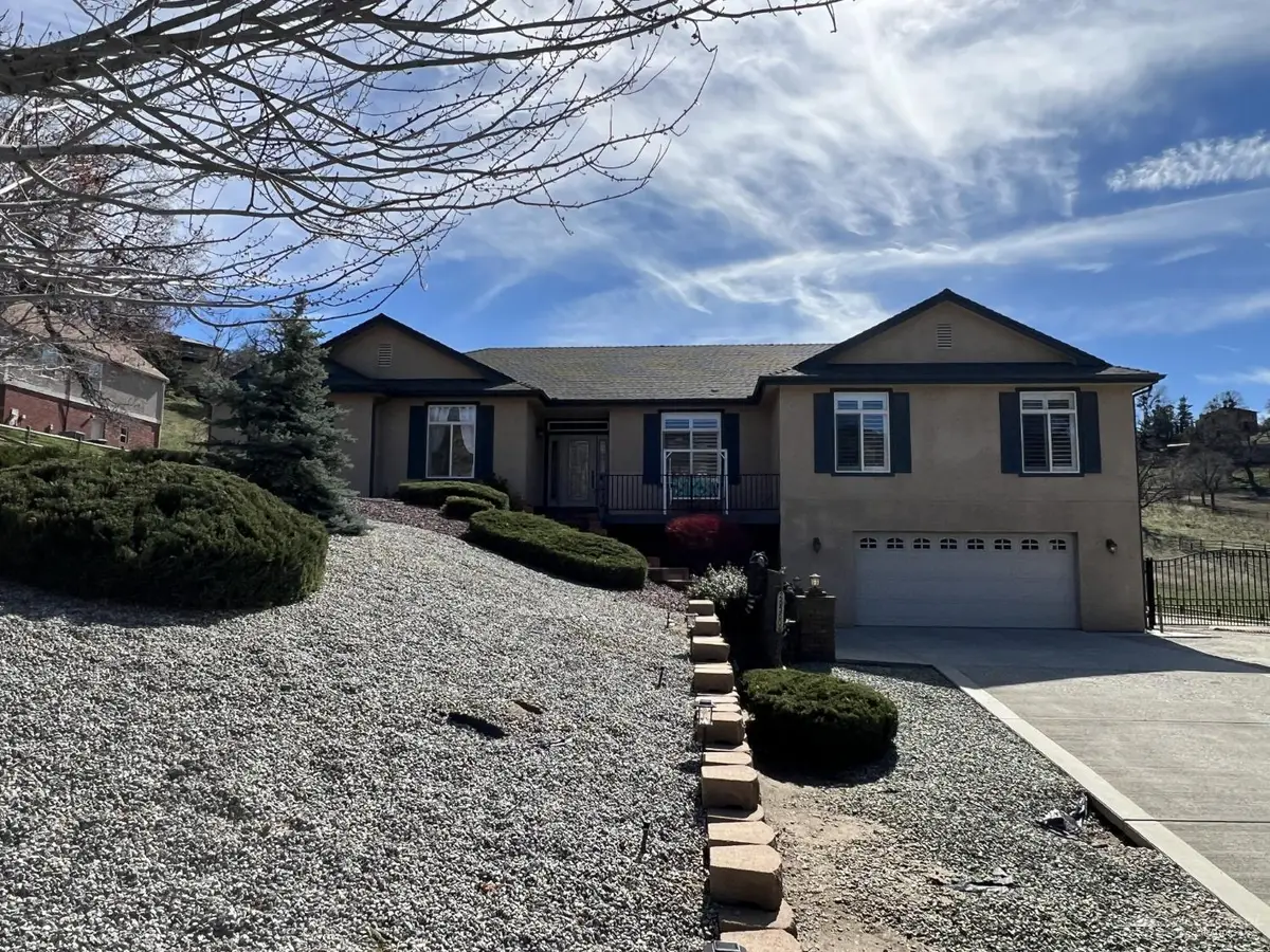 26560 Columbia Way, Tehachapi, CA 93561 - #1