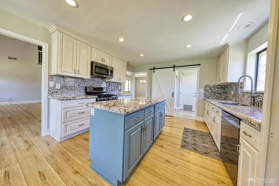 24121 Martingale Way, Tehachapi, CA 93561 - #2