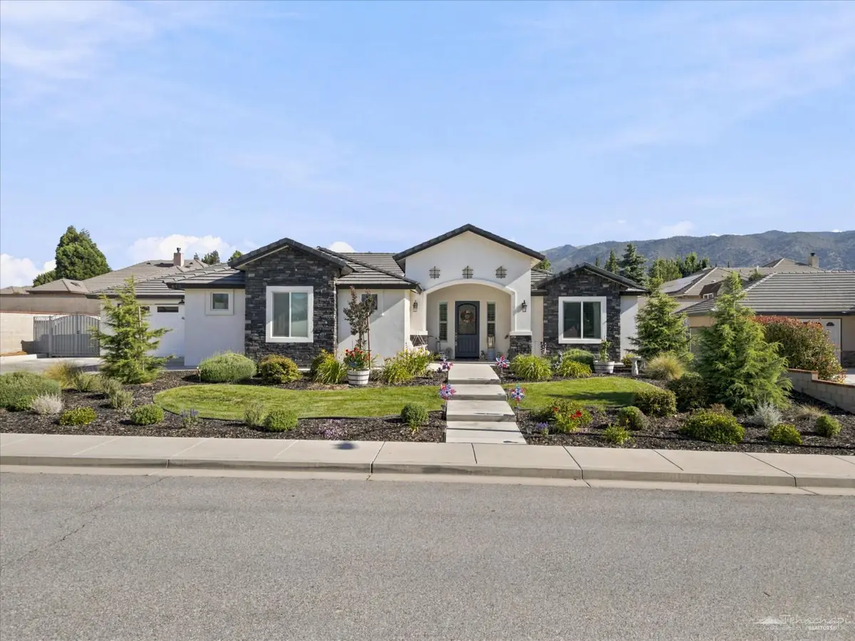 410 Rosehaven Lane, Tehachapi, CA 93561 - #1