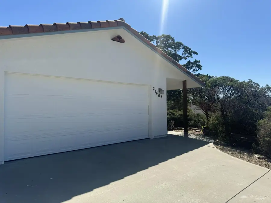 21405 Prospect Avenue, Tehachapi, CA 93561 - #3