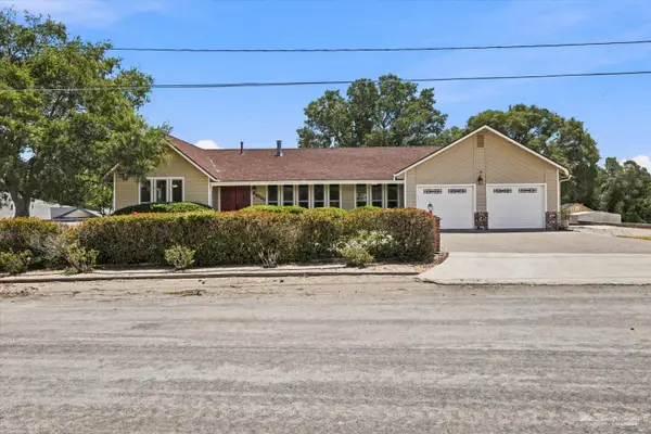 22820 Branch Court, Tehachapi, CA 93561