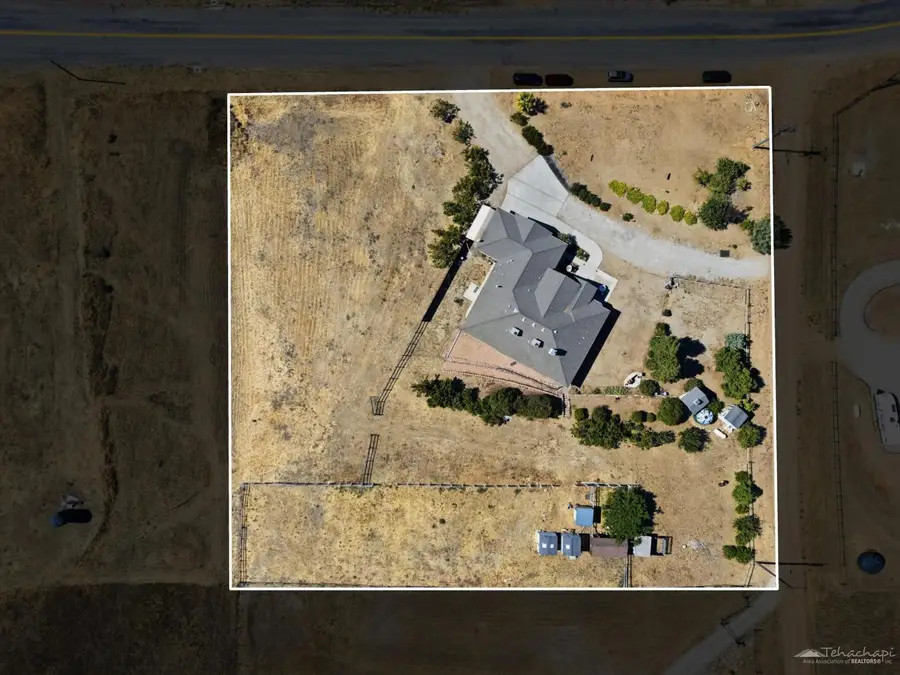 20475 Pinon Canyon Drive, Tehachapi, CA 93561 - #2