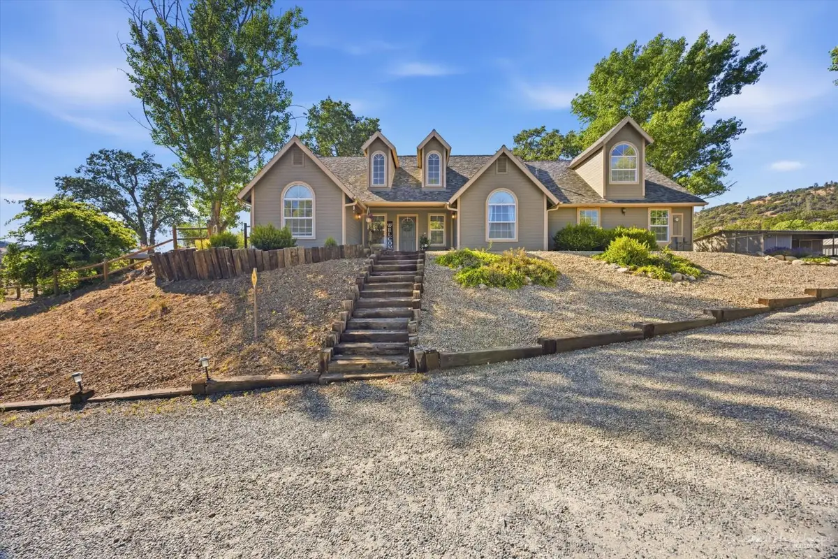 29751 Rollingoak Drive, Tehachapi, CA 93561 - #1