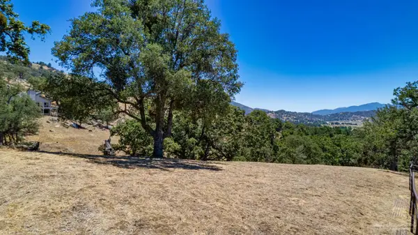24590 Deertrail Drive, Tehachapi, CA 93561