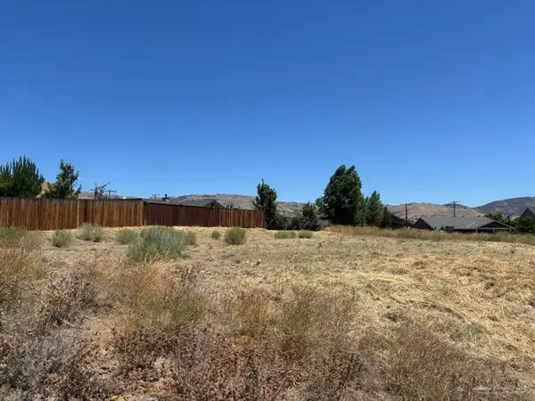 22720 Debbie Place, Tehachapi, CA 93561