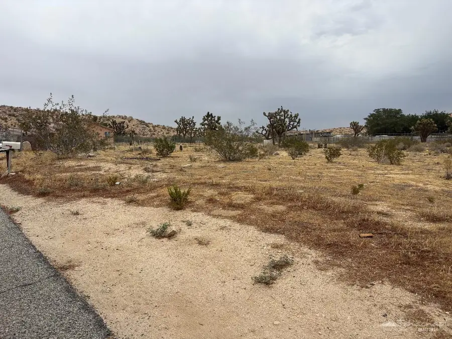 0 166th Street E, Palmdale, CA 93591 - #2