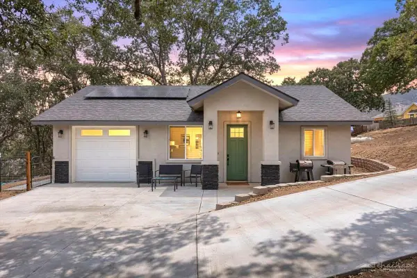 17896 Saint Moritz, Tehachapi, CA 