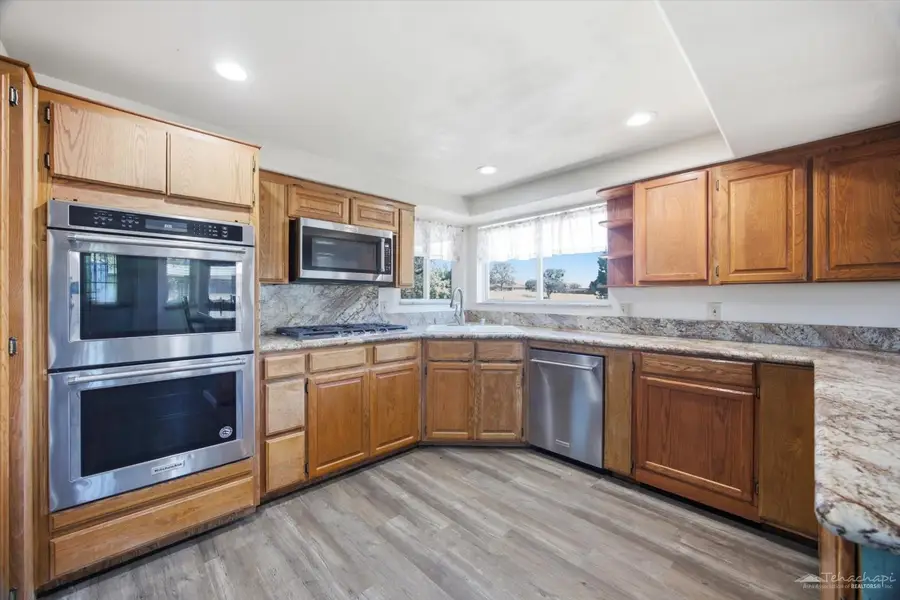 21801 Old Town Road, Tehachapi, CA 93561 - #2
