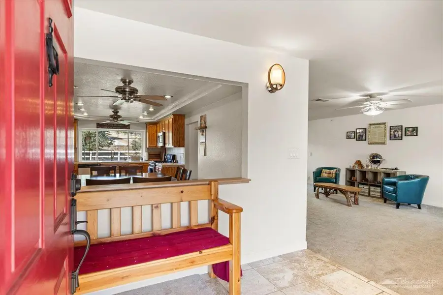 20440 Clubview Court, Tehachapi, CA 93561 - #2