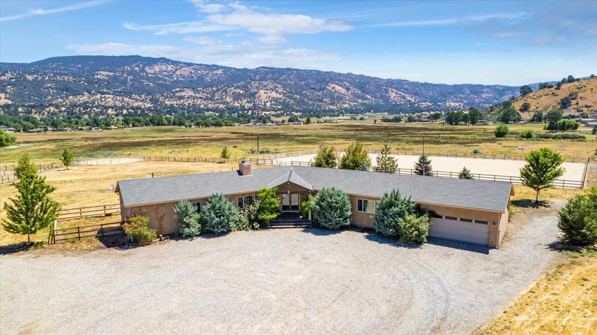 29801 S Lower Valley Road, Tehachapi, CA 93561 - #1