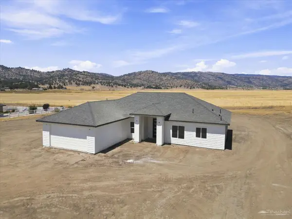 28181 Burning Tree Drive, Tehachapi, CA 93561