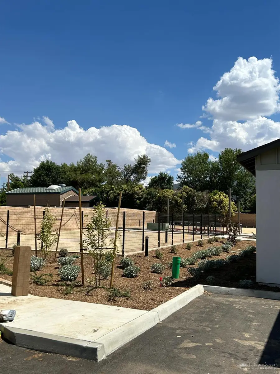 210 Pinon #13, Tehachapi, CA 93561 - #2