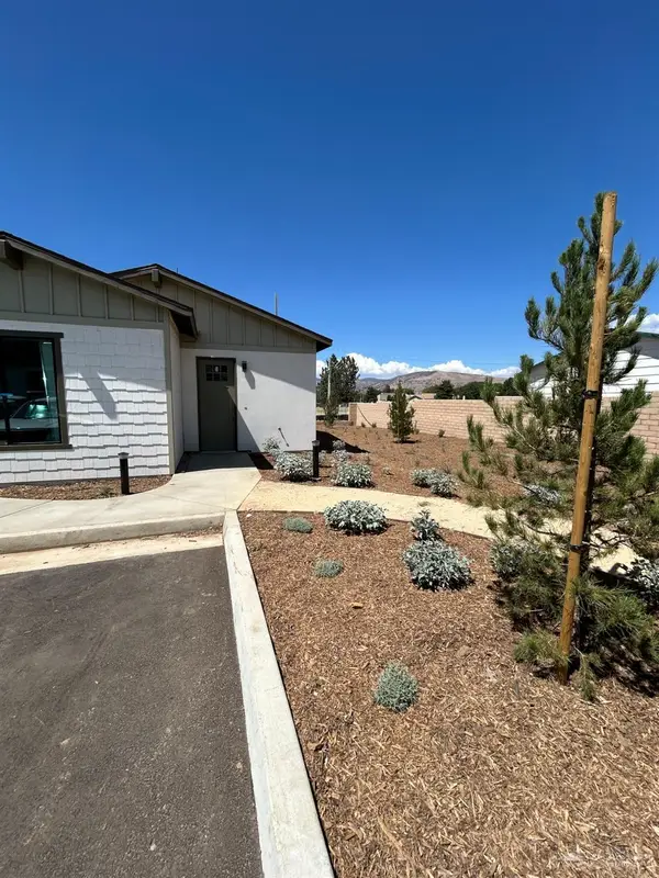 210 Pinon #18, Tehachapi, CA 93561