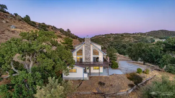 24145 Jacaranda Drive, Tehachapi, CA 93561