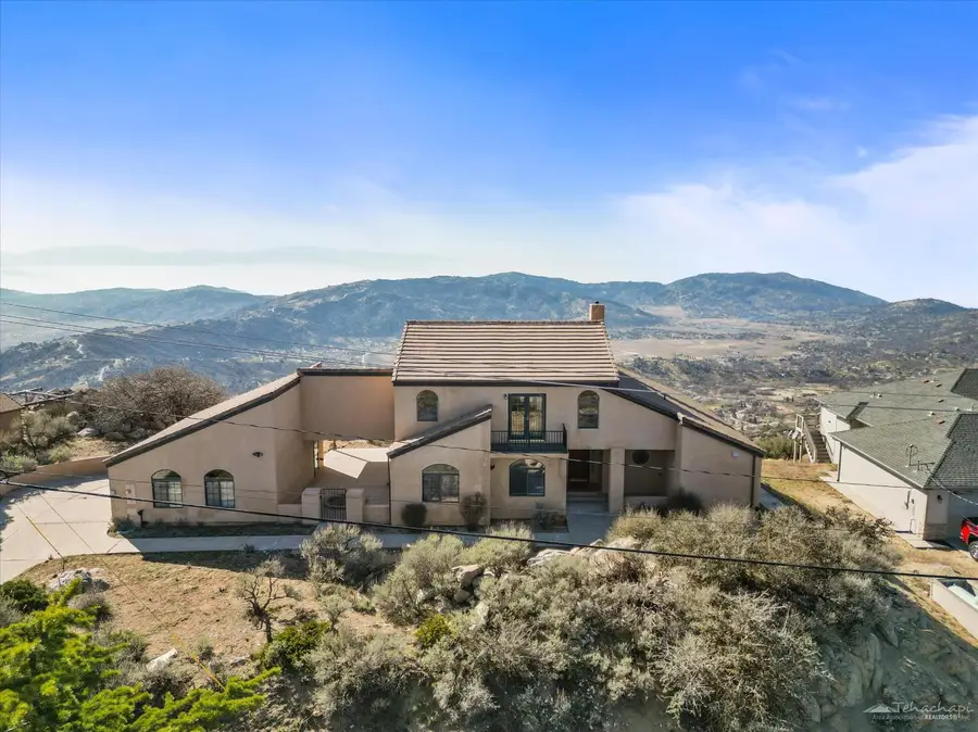 23901 El Rancho Drive, Tehachapi, CA 93561 - #2