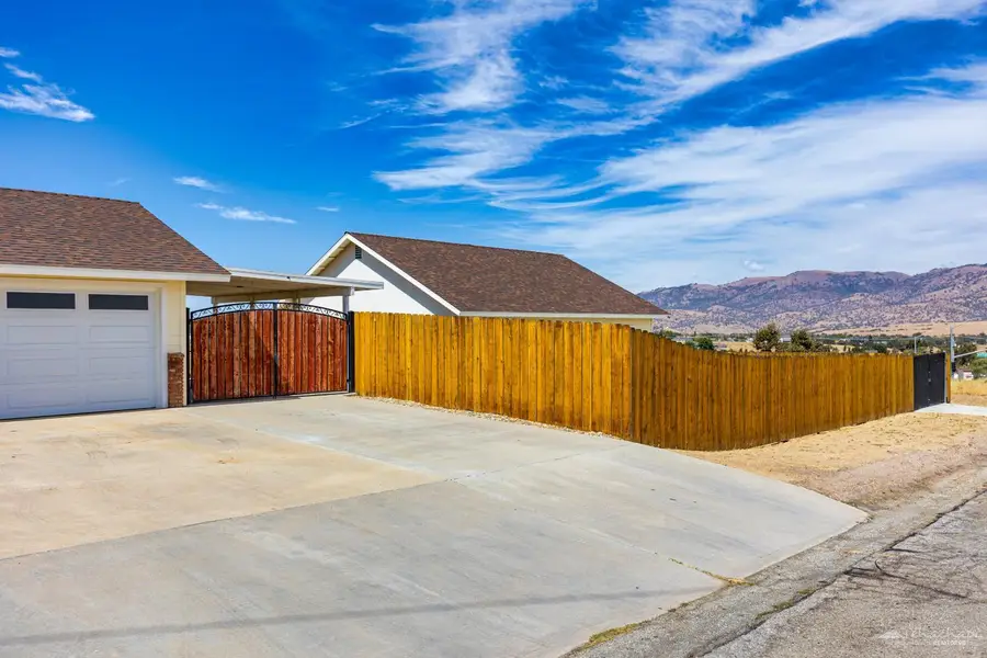 21611 Westwood Boulevard, Tehachapi, CA 93561 - #3