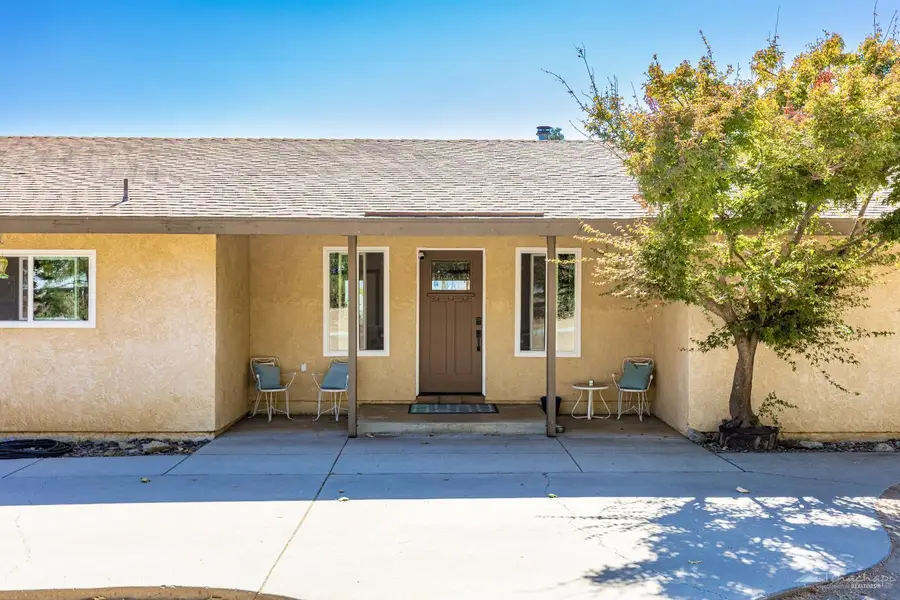 27600 Kelso Drive, Tehachapi, CA 93561 - #2