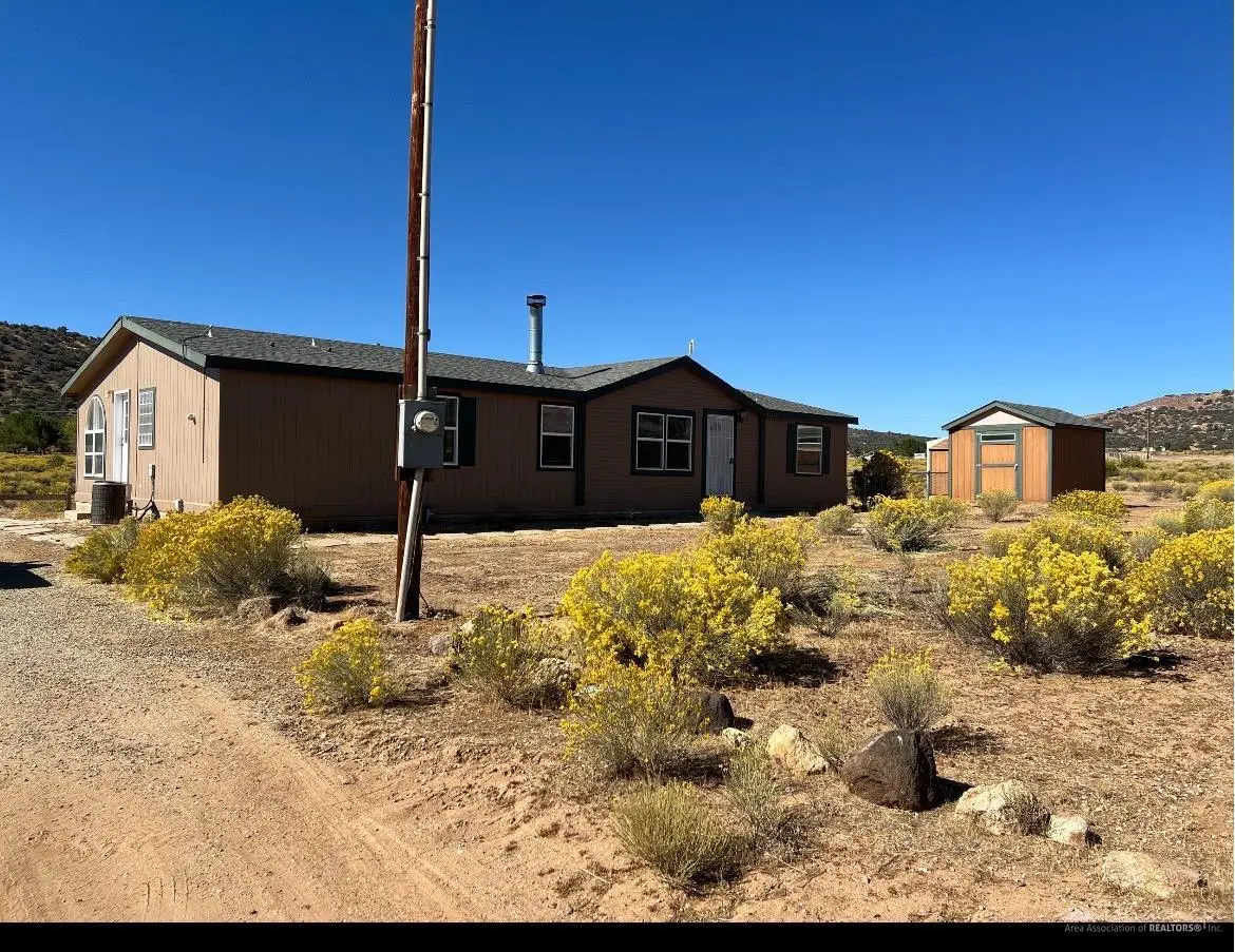 12264 Umtali Road, Tehachapi, CA 93561 - #1