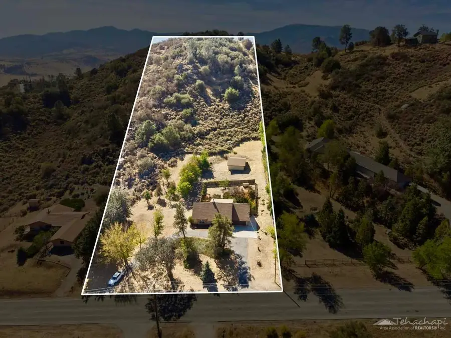 26000 Cumberland Road, Tehachapi, CA 93561 - #3