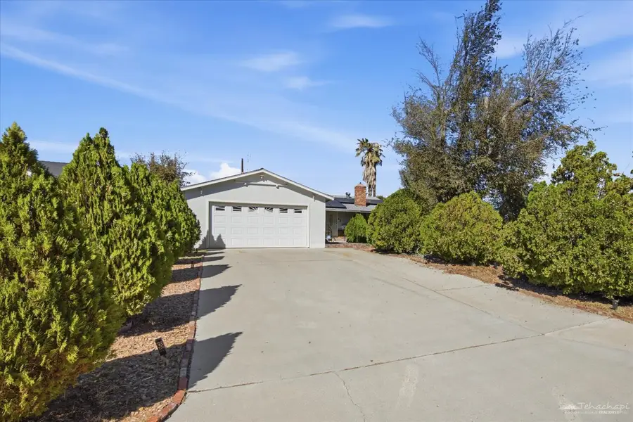 2801 Benito Avenue, Mojave, CA 93501 - #3