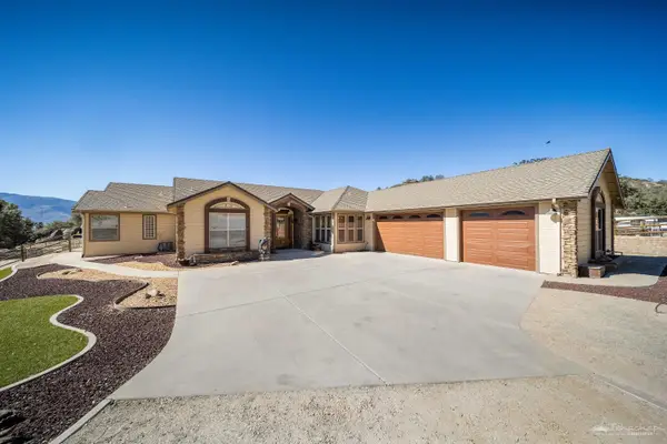 25370 Bear Valley Road, Tehachapi, CA 93561