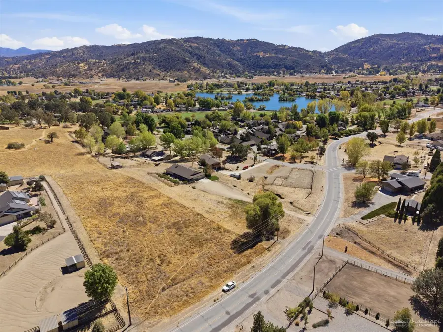 0 N. Lower Valley Road, Tehachapi, CA 93561 - #2