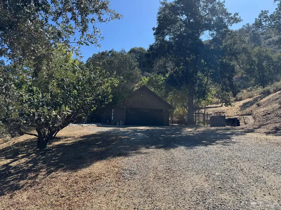 29881 Skyline Drive, Tehachapi, CA  - #3