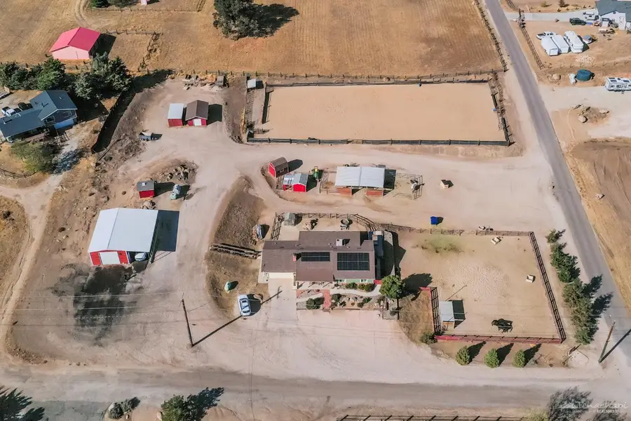 23937 Clover Spring Road, Tehachapi, CA  - #2