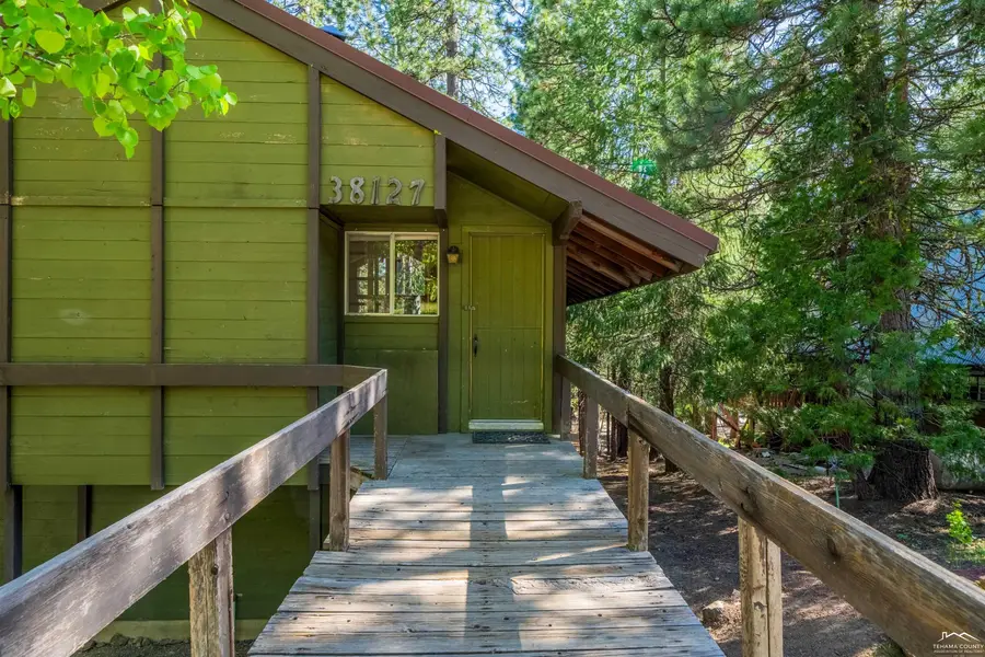 38127 Conard Avenue, Mineral, CA 96063 - Image #2