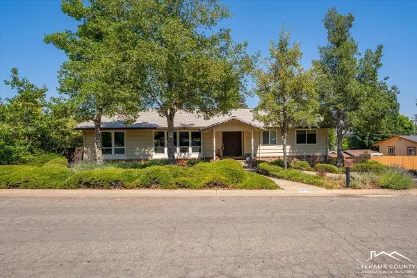 3410 Scenic Drive, Redding, CA 96001