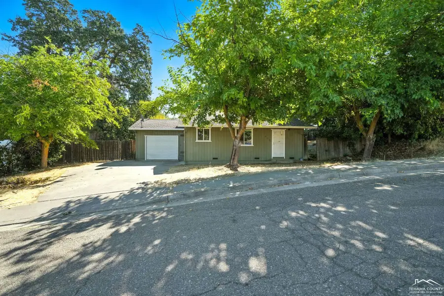 810 Ashmount Avenue, Red Bluff, CA 96080 - Image #2