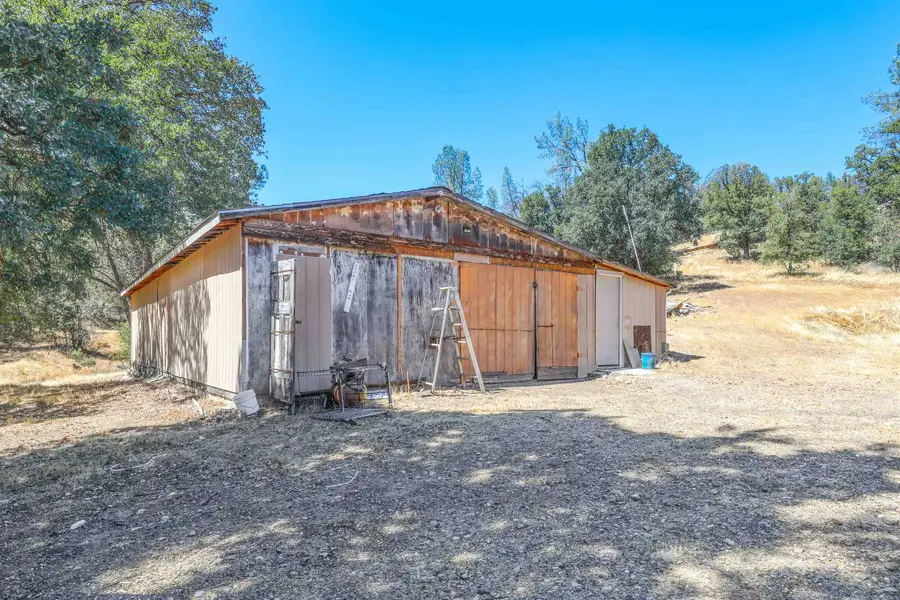 17475 Benson Road, Cottonwood, CA 96022 - Image #2