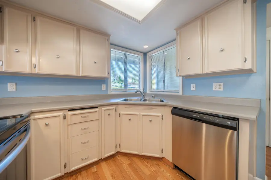 1153 Ruthie Lane, Redding, CA 96002 - Image #3