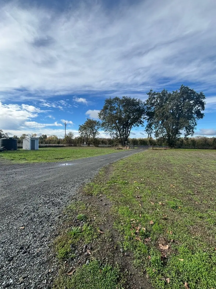 3060 Soda Bay Road, Lakeport, CA 95453 - Image #2