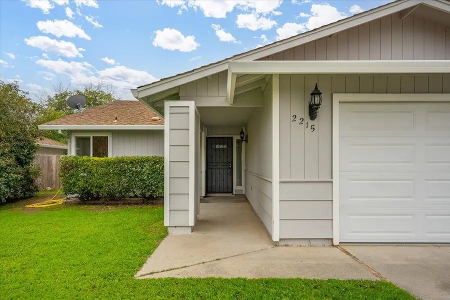 2215 Walbridge Street, Red Bluff, CA 96080 - Image #3