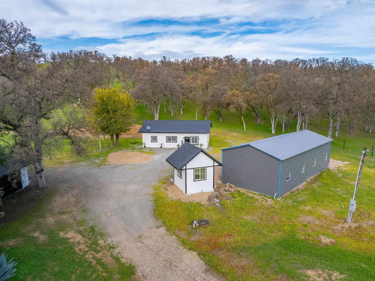 18670 Farris Street, Red Bluff, CA 96080 - Image #1