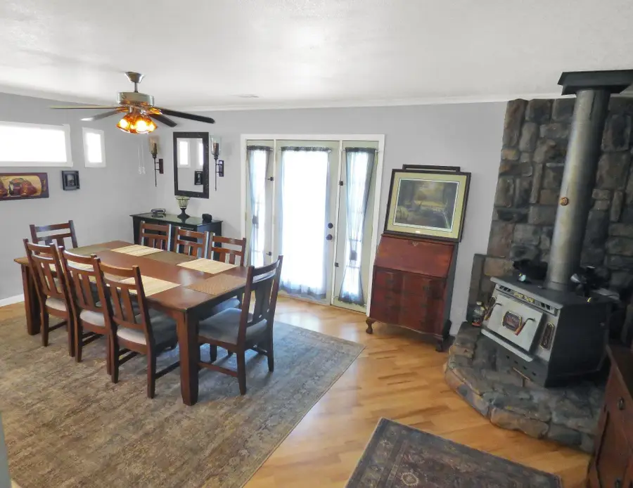 472-920 Adele Court, Susanville, CA 96130 - Image #2